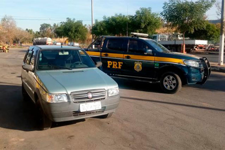 Barreiras: PRF flagra motorista alcoolizado com veículo que havia sido roubado em Brasília