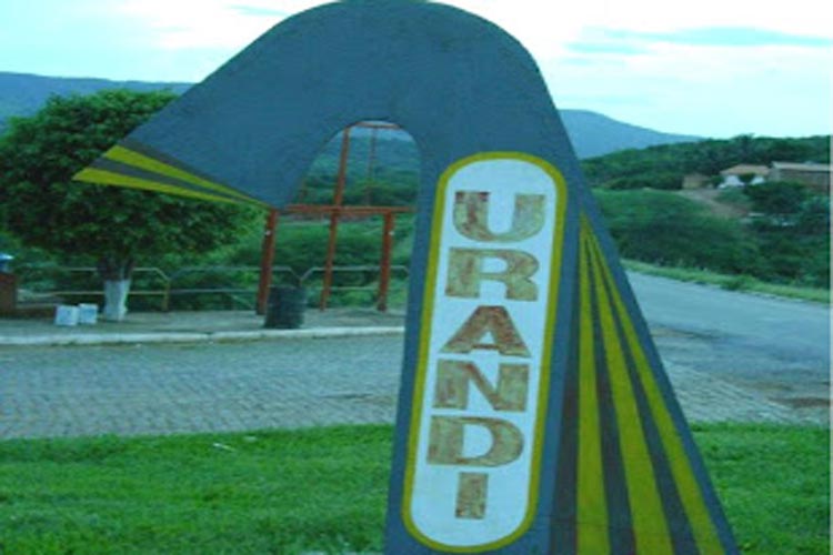 Urandi não tem recebido apoio do Governo do Estado no combate ao coronavírus, desabafa prefeito