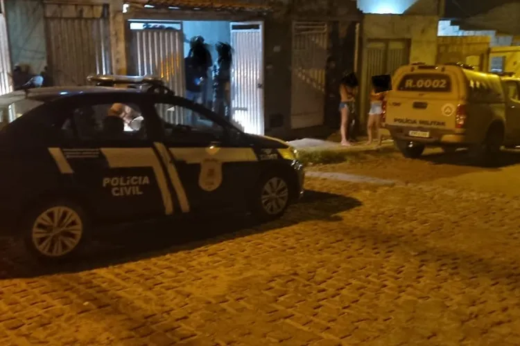 Brumado: Família que teve casa invadida e alvejada pede paz e segurança