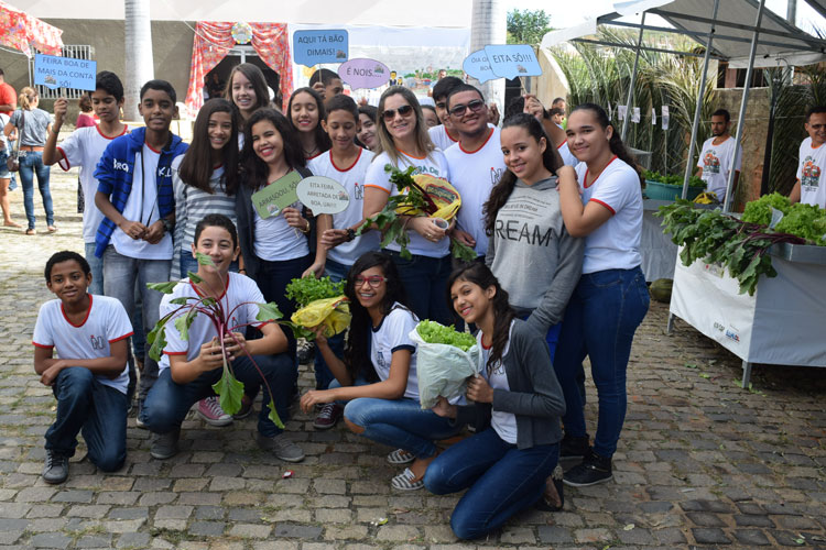 I Feira de Agricultura Familiar e Economia Solidária é realizada em Brumado