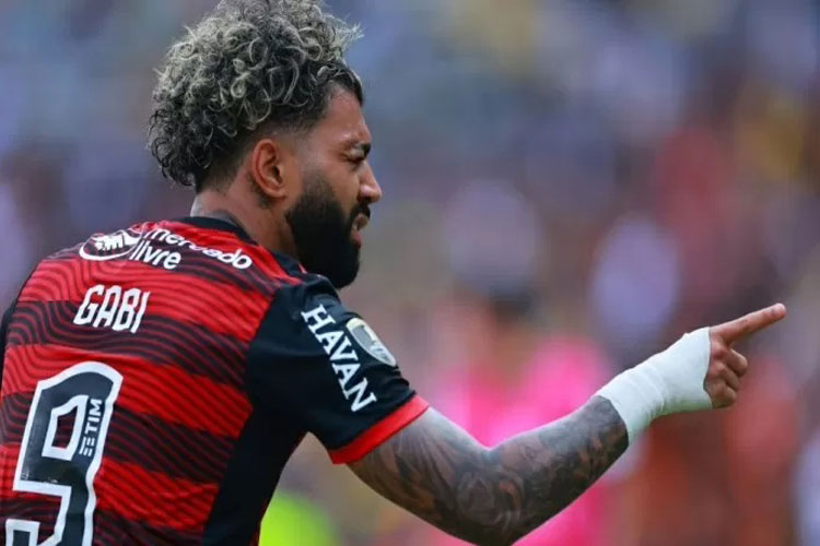 Flamengo bate Athletico-PR e conquista Libertadores 2022