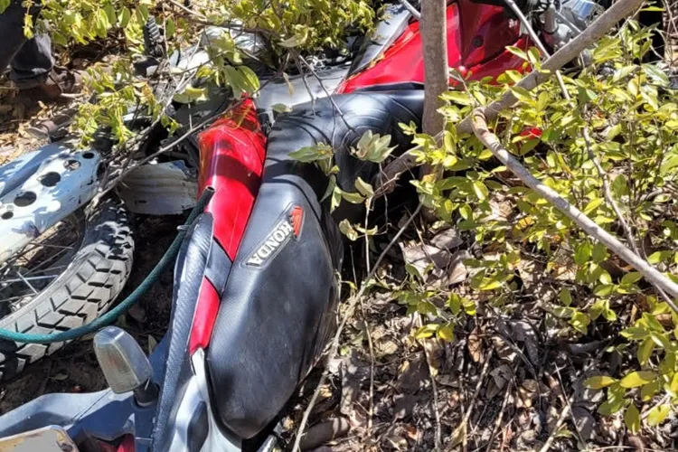 PM recupera moto roubada na zona rural da cidade de Carinhanha