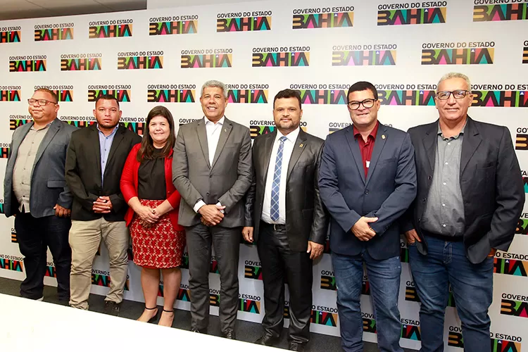 Vereadores e vice-prefeito de Brumado se reúnem com governador da Bahia