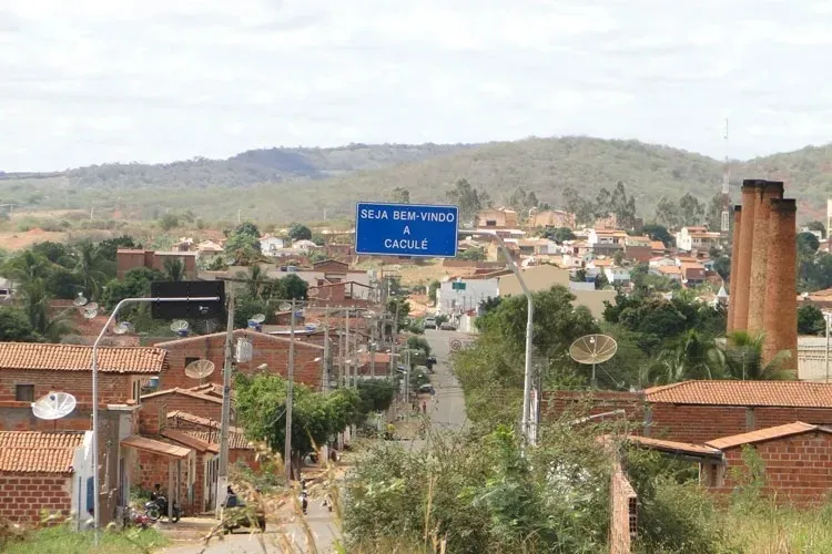 Caculé: Loja de perfumaria e cosméticos tem prejuízo de R$ 12 mil após furto