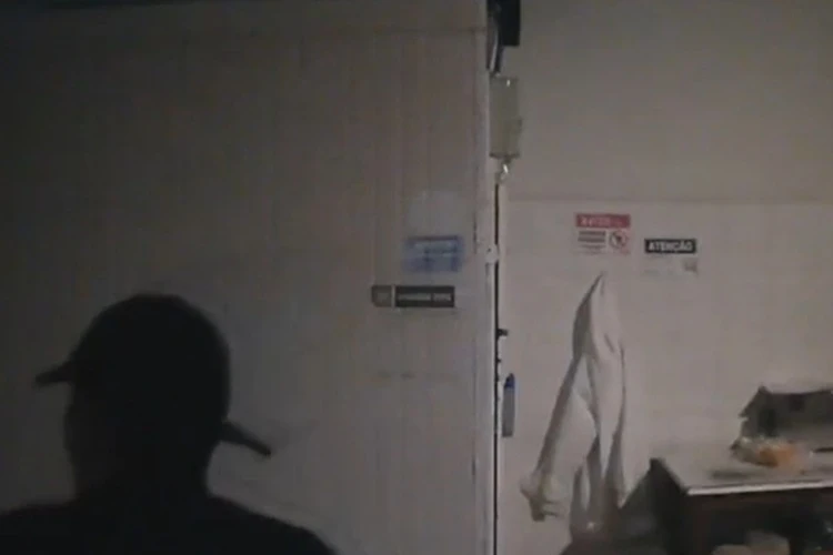 VÍDEO: Onda de arrombamentos atinge comércios e motocicleta é furtada em Condeúba