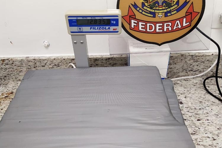 Salvador: Casal com voo para Europa é preso com quase 13 kg de cocaína no aeroporto