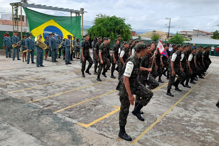 Tiro Guerra forma turma comemorando 45 anos de implantação em Brumado