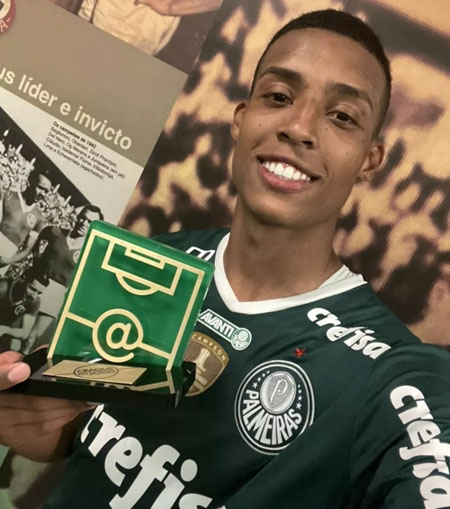Brumado: Vanderlan Barbosa, do Palmeiras, curte primeiro momento de brilho na carreira