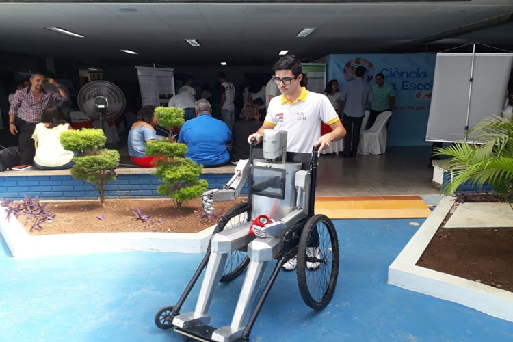 Robô cadeirante desenvolvido em Caetité ganha repercussão em todo país