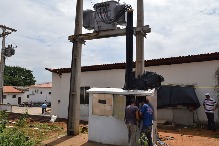 Brumado: Hospital recebe transformador com capacidade dobrada para atender UTIs