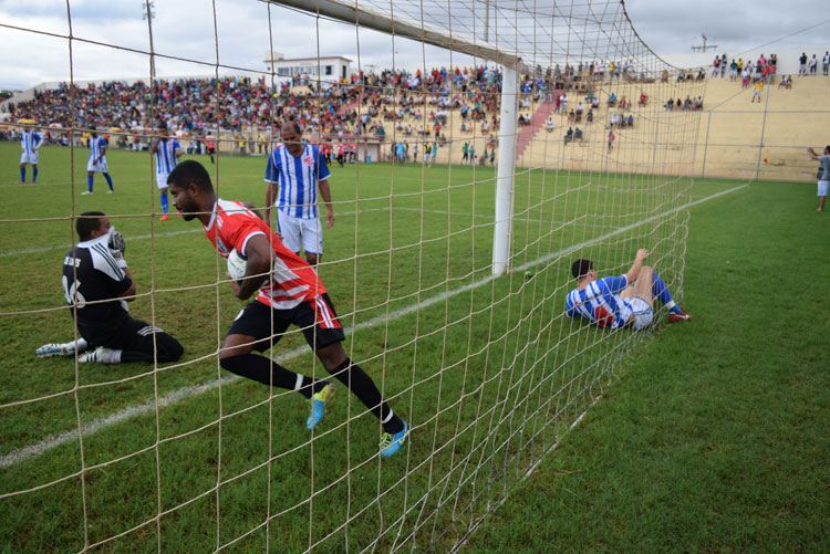 Umburanas vence o Magnesita por 4x2 e conquista o bicampeonato brumadense de futebol