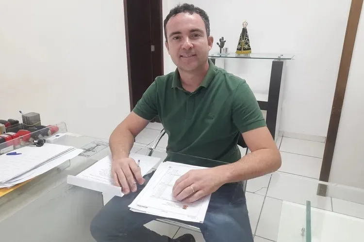 Prefeito de Brumado garante Praça Coronel Zeca Leite totalmente requalificada
