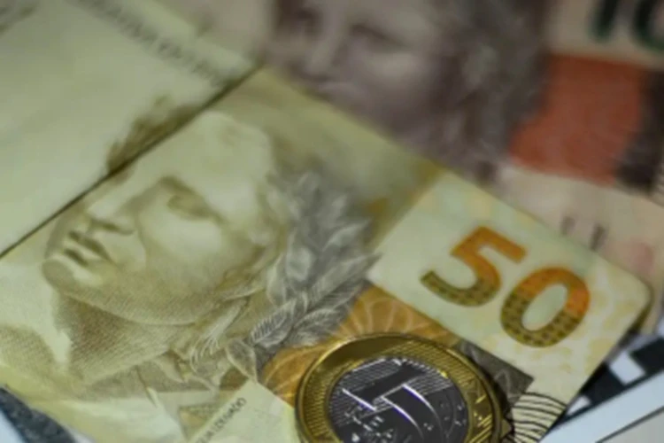 Contas públicas têm déficit de R$ 14,4 bilhões em novembro