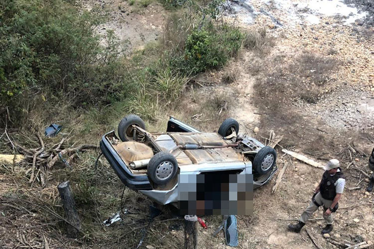 Motorista de carro morre durante acidente na cidade de Condeúba
