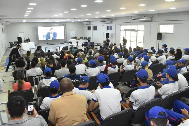 Prefeitura e Câmara de Vereadores promovem fórum regional de segurança em Guanambi