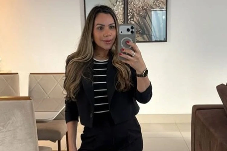 Acidente entre caminhão e motocicleta mata mulher de 41 anos em Bom Jesus da Lapa