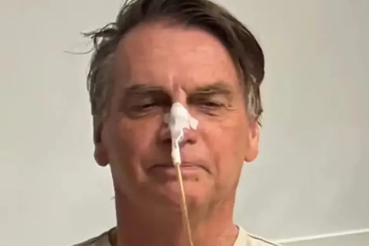 Jair Bolsonaro recebe alta do hospital após três semanas internado