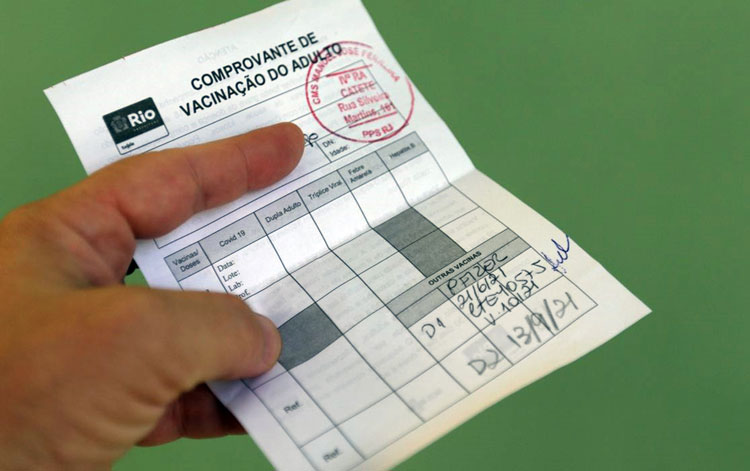 STF determina passaporte da vacina obrigatório para quem chega ao Brasil
