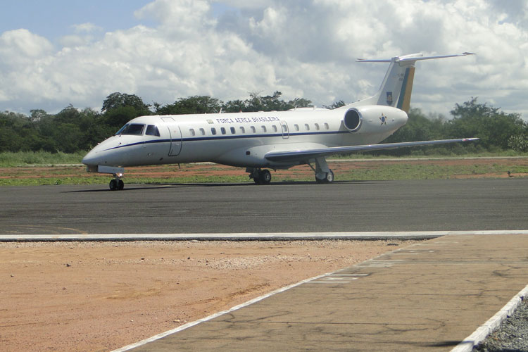 Guanambi: Avião da FAB buscará familiares de coronel do exército acidentados na BR-430