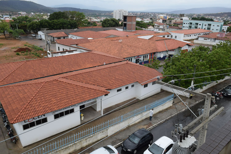 Empreiteiro da prefeitura está internado com quadro suspeito de H1N1 em Brumado