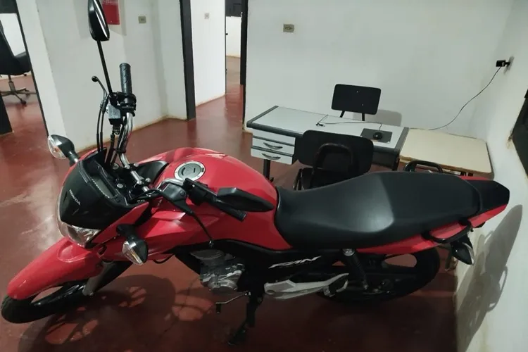 94ª CIPM recupera moto roubada em Ibiassucê