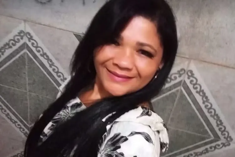 Jacobina: Mulher é morta a facadas após discussão com o marido em bar