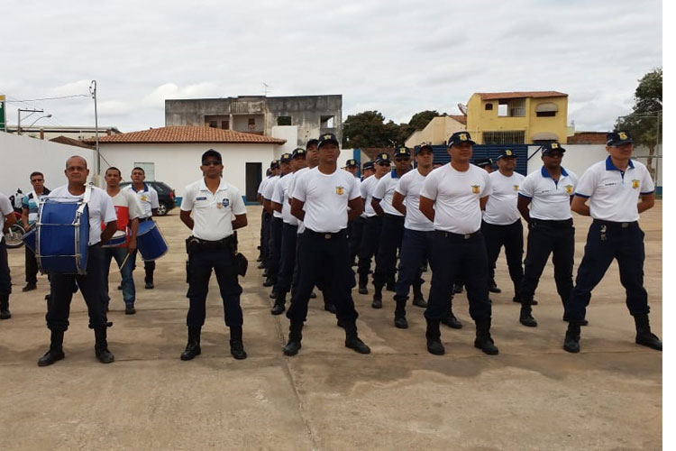 Guarda Municipal marca o passo para desfile de 07 de setembro em Brumado