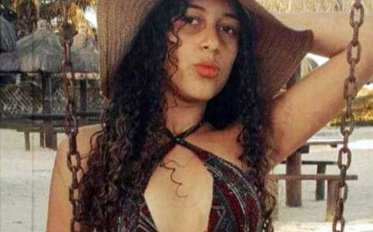 Jovem é morta enquanto dançava com amigos em praia de Santa Cruz de Cabrália