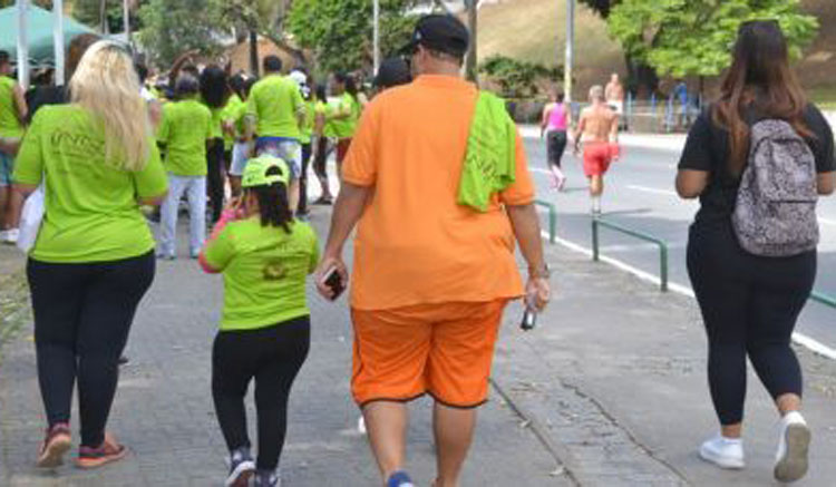 30% da população adulta será obesa em 2030