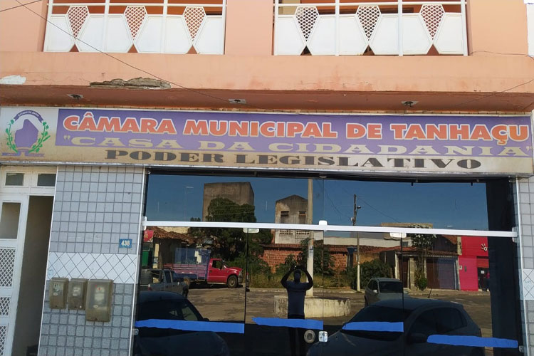 Câmara Municipal de Tanhaçu esclarece projeto de reajuste de diárias