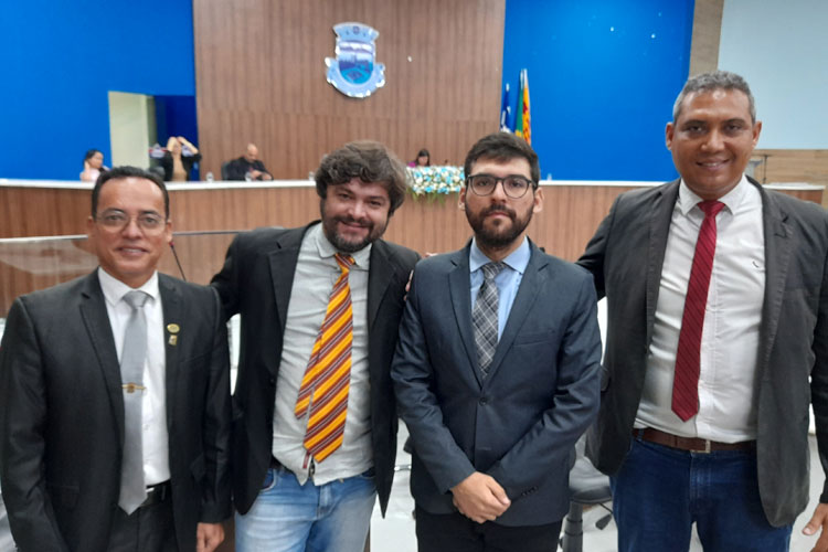 Renato Santos registra novamente chapa para disputar comando da Câmara de Brumado