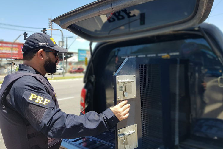 Homem é preso por não pagamento de pensão alimentícia em Vitória da Conquista