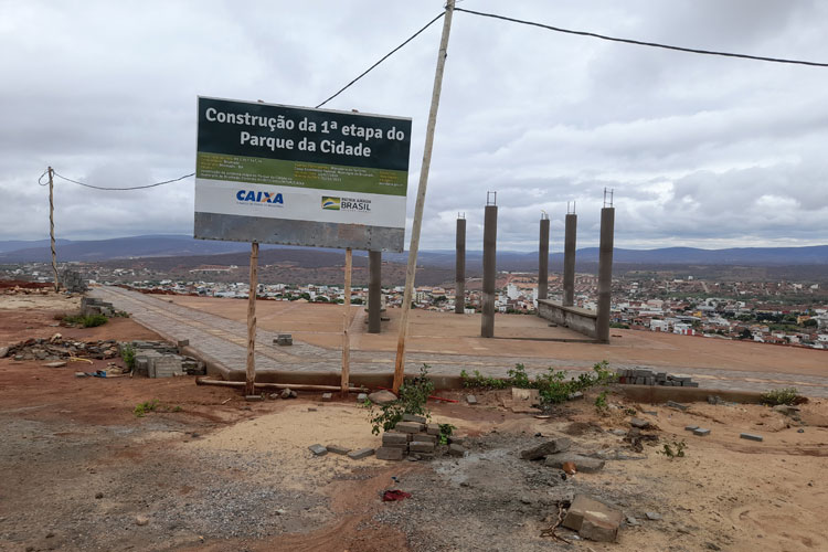 Brumado: Materiais sendo furtados e obras paradas há cerca de 60 dias no Parque da Cidade