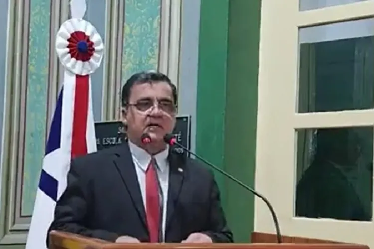 Presidente da Câmara reclama que Caetité poderá receber lixo vindo de Guanambi