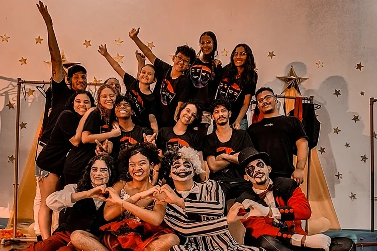 Companhia Teatrizzer representará Brumado no Festival de Teatro Bahia
