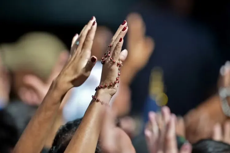 Censo: Brasil tem mais templos religiosos que hospitais e escolas juntos