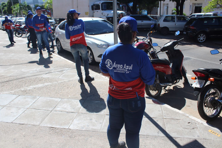 Prefeitura de Brumado corta repasse para gestão da Área Azul e aumenta tarifa de estacionamento