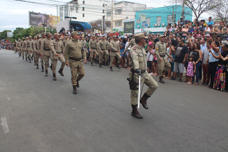 Após dois anos, desfile de 7 de setembro volta a acontecer em Brumado