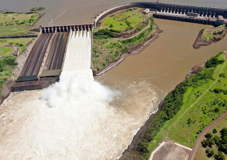 Brasil é ameaçado por grave seca e pode ter crise elétrica
