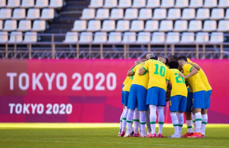 Nos pênaltis, Brasil vence México e vai à final do futebol nas Olimpíadas