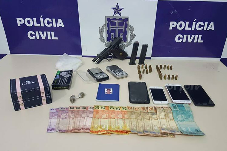 Brumado: Polícia apreende pistola, munição, droga e dinheiro em residências no Bairro São Jorge