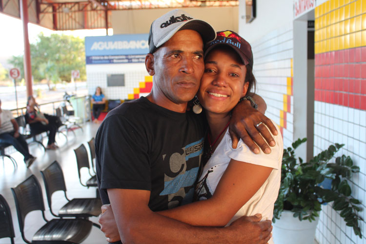 Brumado: Achei Sudoeste registra reencontro de pai e filha após 20 anos separados