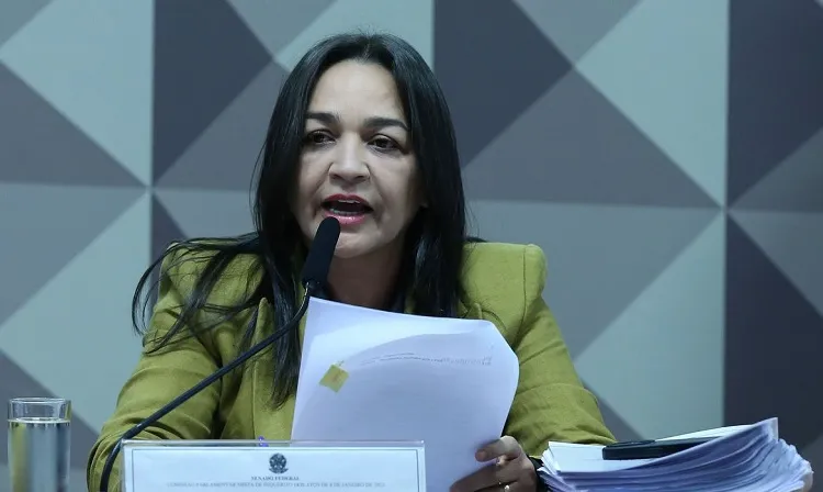 Relatora da CPMI de 8 de janeiro pede indiciamento de Jair Bolsonaro e mais 60 pessoas