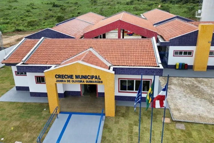 Entrega de creche em Lençóis facilita o acesso de mães ao mercado de trabalho