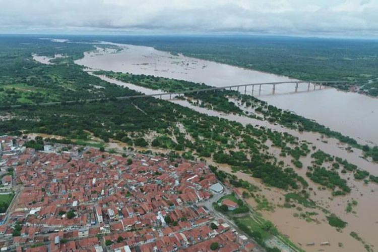 Codevasf divulga imagens de cheia no Rio São Francisco em Bom Jesus da Lapa