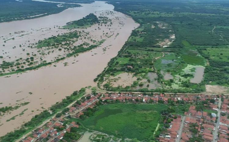 Codevasf divulga imagens de cheia no Rio São Francisco em Bom Jesus da Lapa