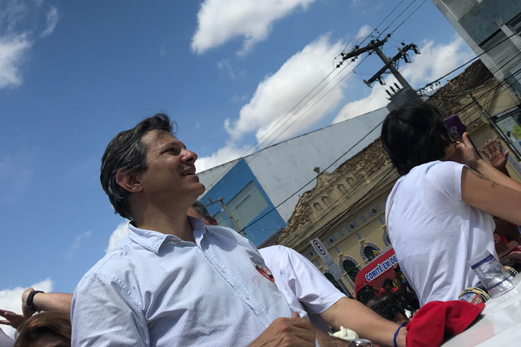 Candidato derrotado, Haddad gasta 15 vezes mais que Bolsonaro em campanha