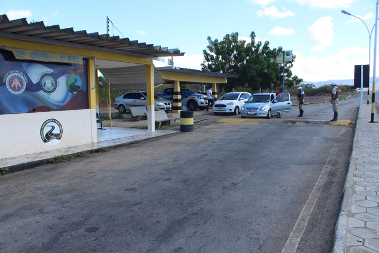 PRE reforça efetivo para coibir transporte irregular de eleitores na região de Brumado