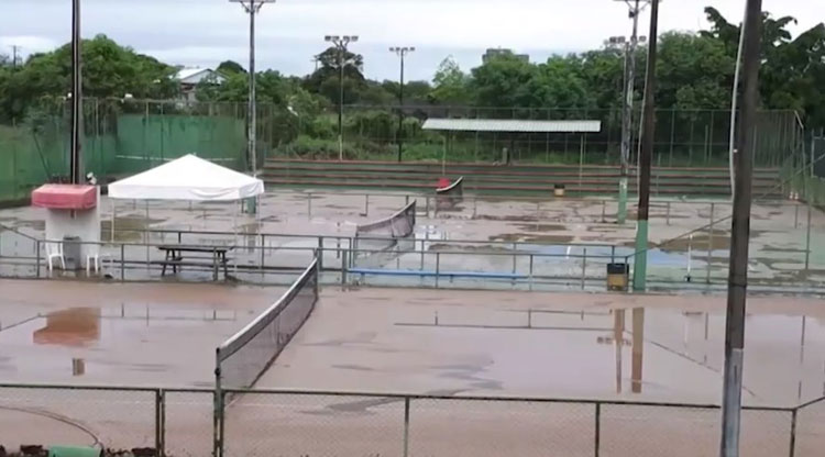 Bahia tem 24 mortos e mais de 90 mil fora de casa após chuvas
