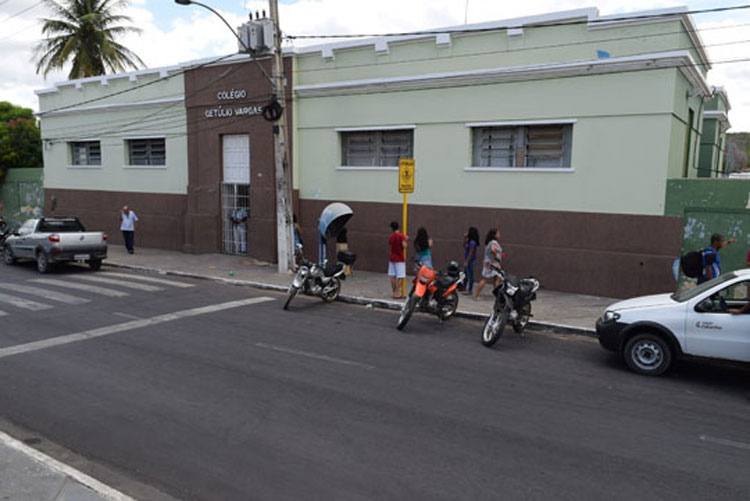 Brumado: Colégio Estadual Getúlio Vargas abre matrículas para o Projovem Urbano